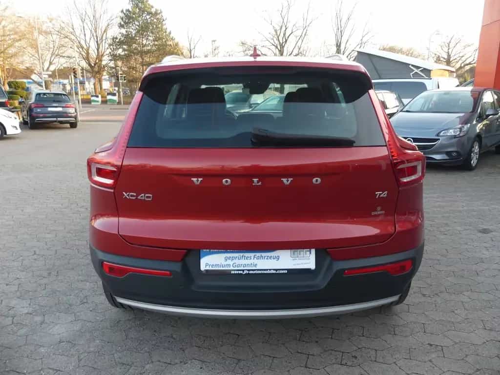 Volvo XC40 Momentum*Kamera*virtual*h/k-Sound*Navi*LED 06/2018-photo-3