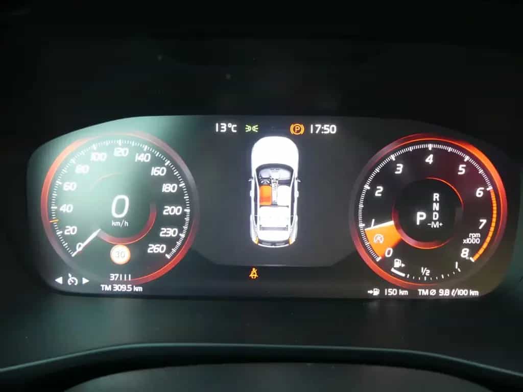 Volvo XC40 Momentum*Kamera*virtual*h/k-Sound*Navi*LED 06/2018-photo-8