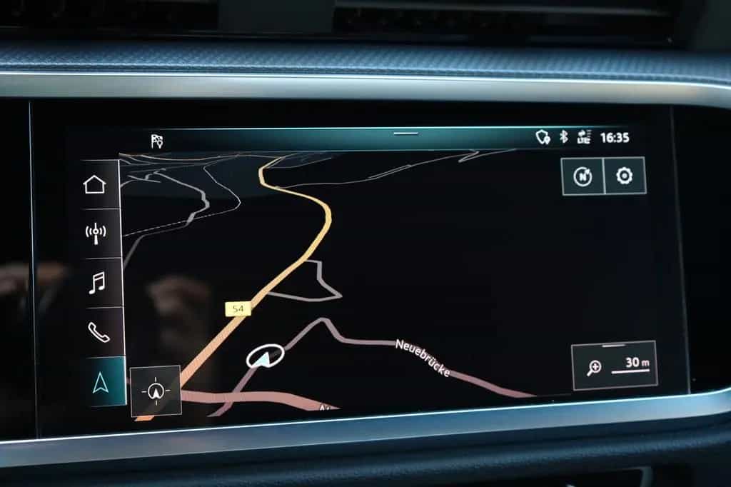 Audi Q3 40 TFSI quattro S line/1 HAND/ACC/VIRTUAL/AHK 09/2019-photo-12