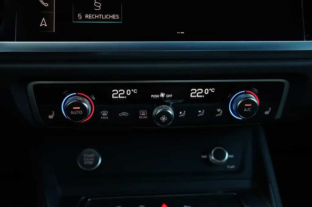Audi Q3 40 TFSI quattro S line/1 HAND/ACC/VIRTUAL/AHK 09/2019-photo-18