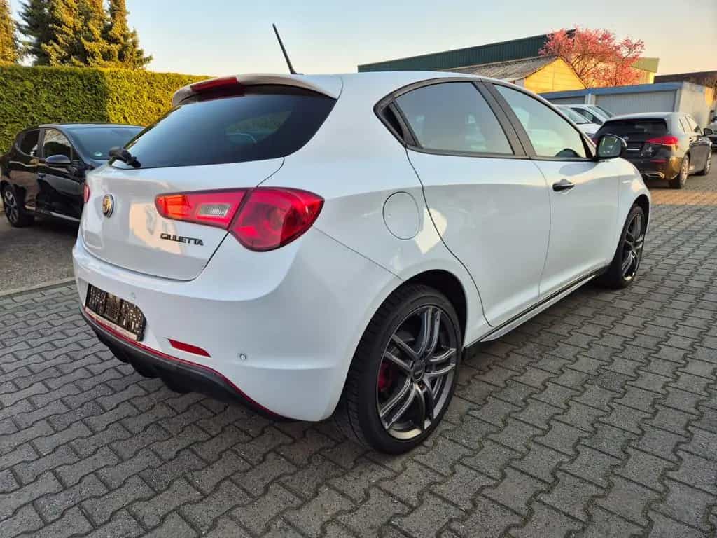 Alfa Romeo Giulietta Sport Navigation, Klima, Einparkhilfe 01/2020-photo-6