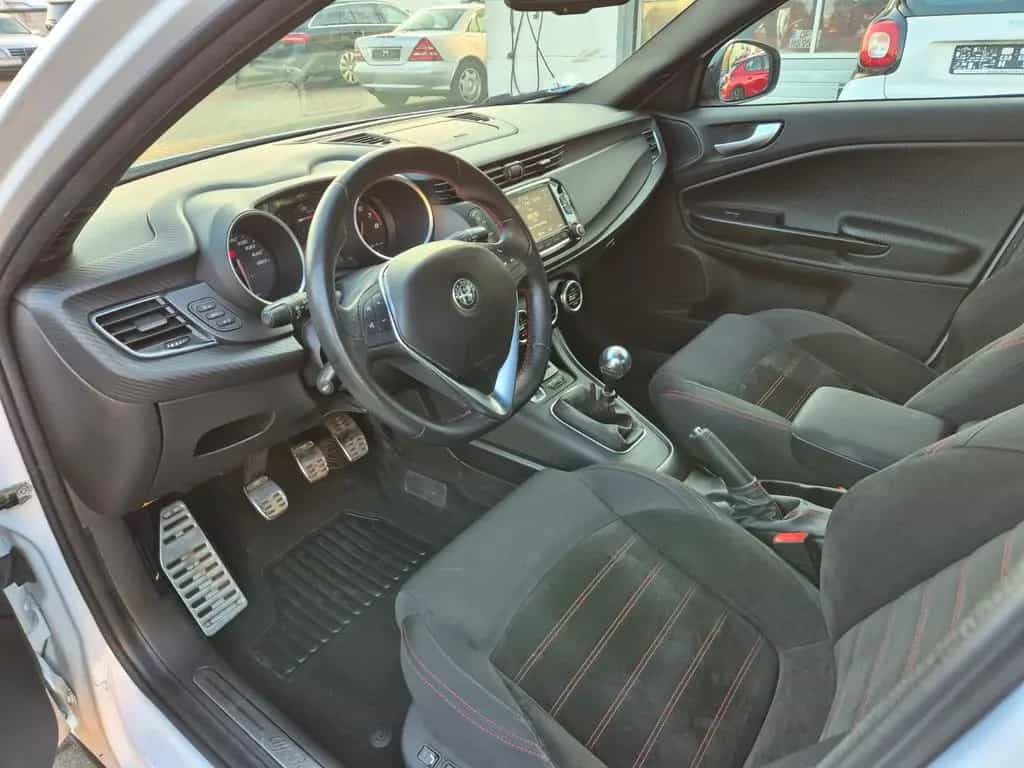 Alfa Romeo Giulietta Sport Navigation, Klima, Einparkhilfe 01/2020-photo-8