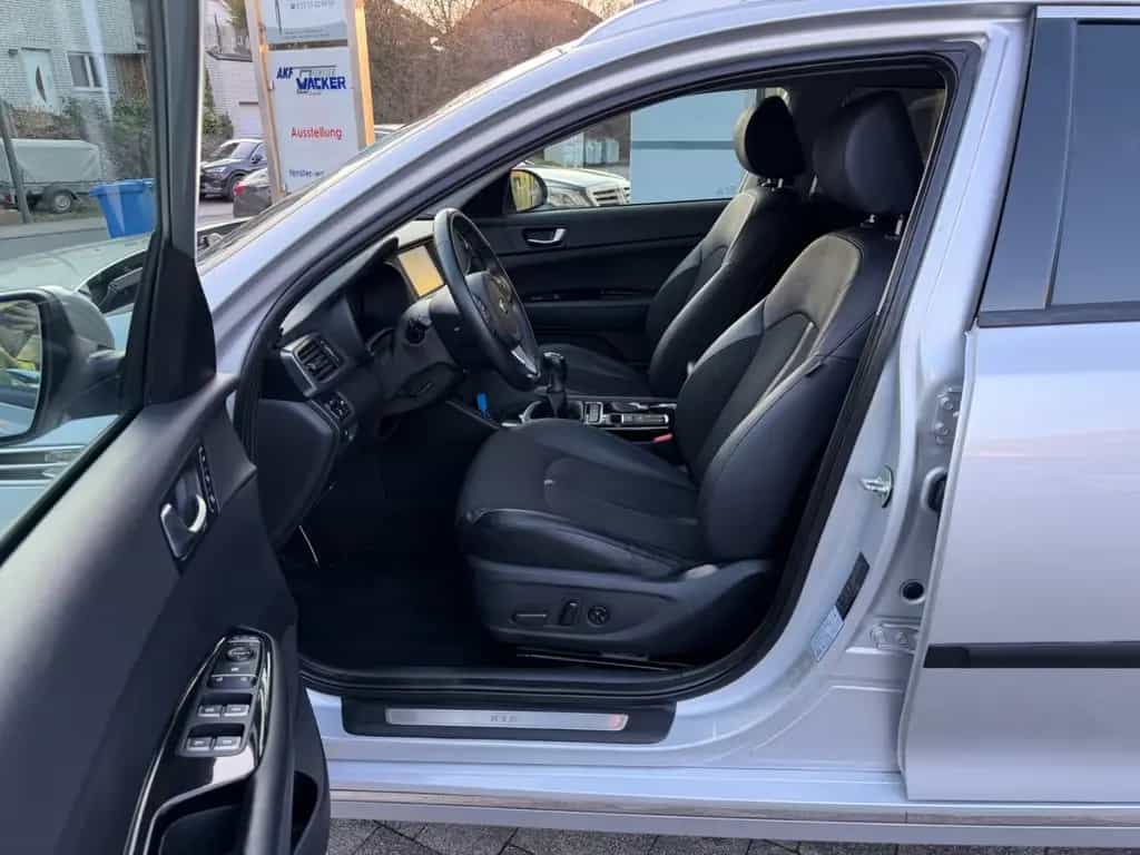 Kia Optima Sportswagon 2.0 Spirit*Harman&Kardon*360K 02/2017-photo-25
