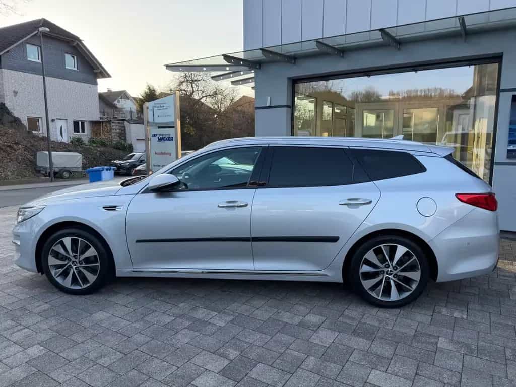 Kia Optima Sportswagon 2.0 Spirit*Harman&Kardon*360K 02/2017-photo-3