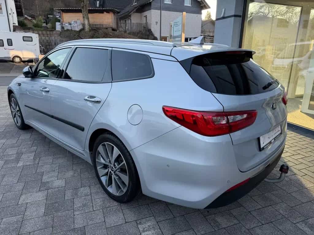 Kia Optima Sportswagon 2.0 Spirit*Harman&Kardon*360K 02/2017-photo-4
