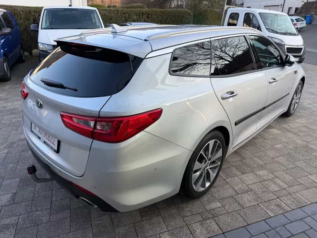 Kia Optima Sportswagon 2.0 Spirit*Harman&Kardon*360K 02/2017-photo-8