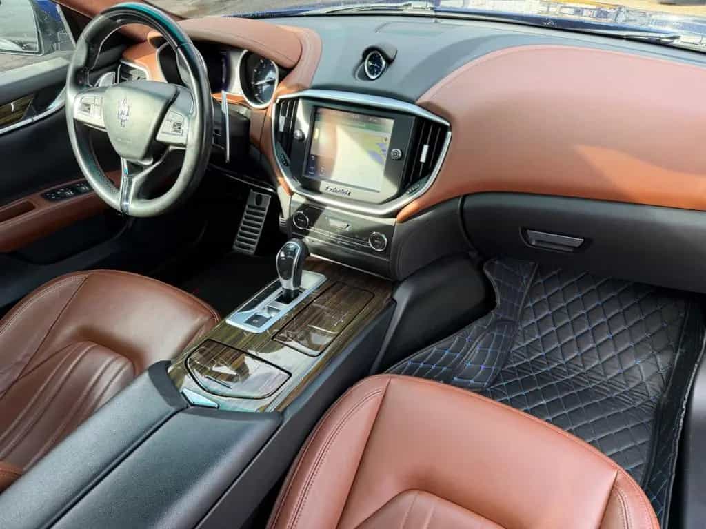 Maserati Ghibli 3.0 V6 S Q4 Automatik Leder Schiebedach 04/2015-photo-14
