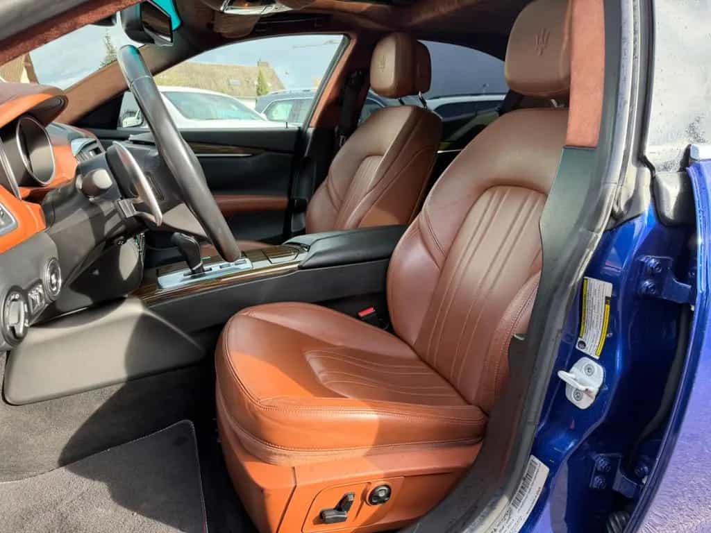 Maserati Ghibli 3.0 V6 S Q4 Automatik Leder Schiebedach 04/2015-photo-9