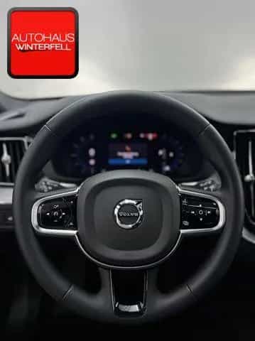 Volvo XC60 B5 AWD PLUS DARK PANO+GOOGLE+MEMO+KRISTALL+ 01/2023-photo-21