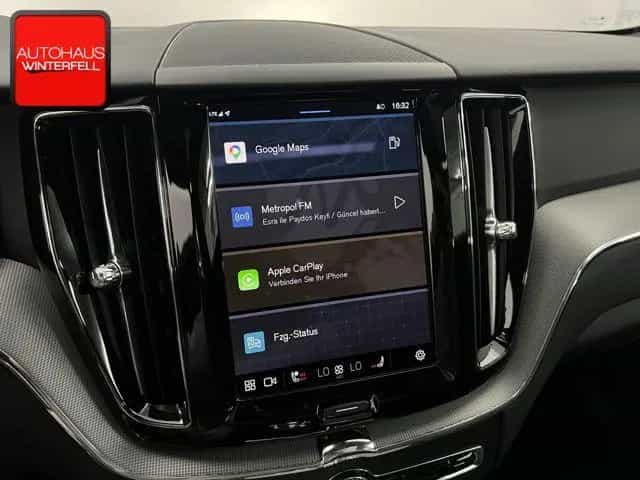 Volvo XC60 B5 AWD PLUS DARK PANO+GOOGLE+MEMO+KRISTALL+ 01/2023-photo-28