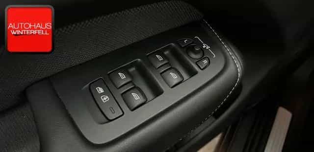 Volvo XC60 B5 AWD PLUS DARK PANO+GOOGLE+MEMO+KRISTALL+ 01/2023-photo-32