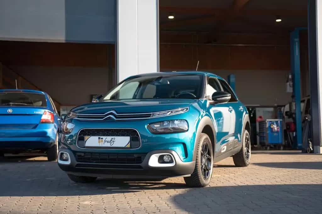 Citroën C4 Cactus PureTech 110 S&S Shine 11/2018-photo-2