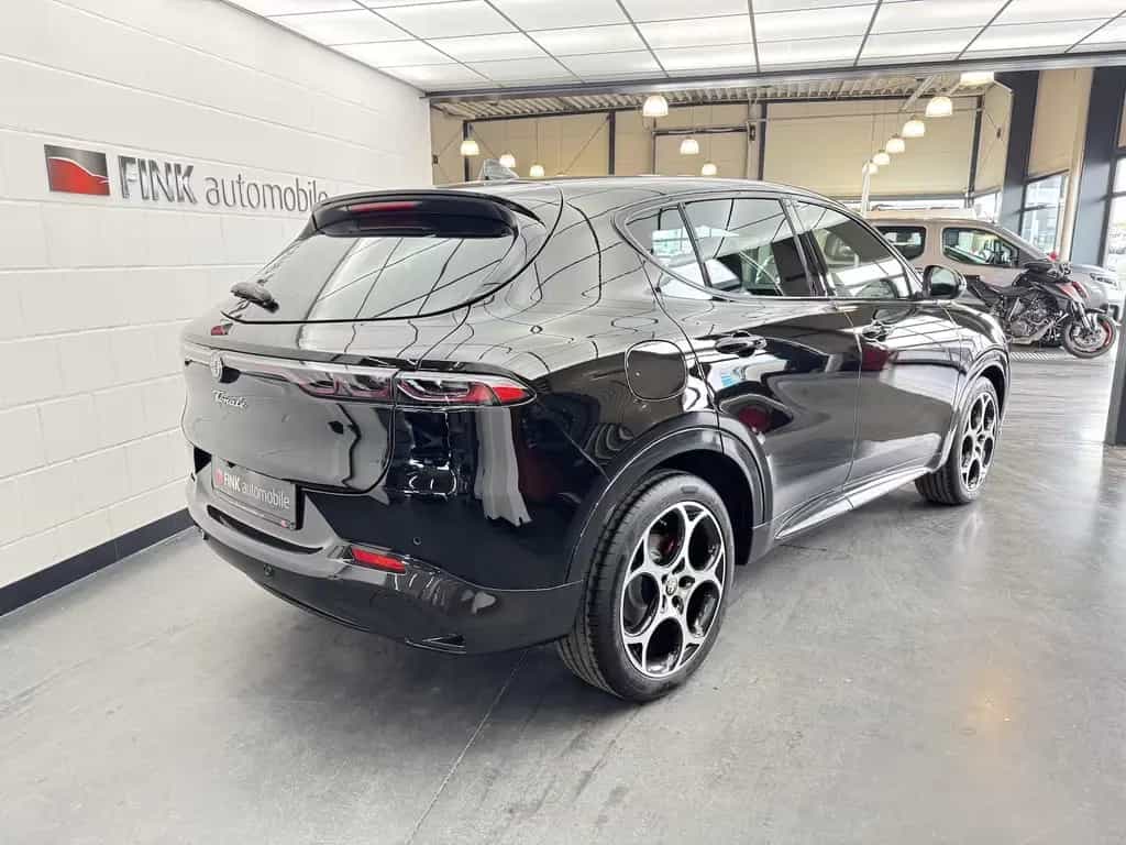 Alfa Romeo Tonale 1.5 VGT Veloce 48 V Hybrid LED 02/2024-photo-9