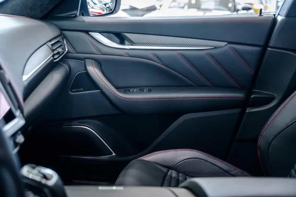 Maserati Levante Trofeo*Unfallfrei*Carbon*Garantie* 05/2021-photo-16