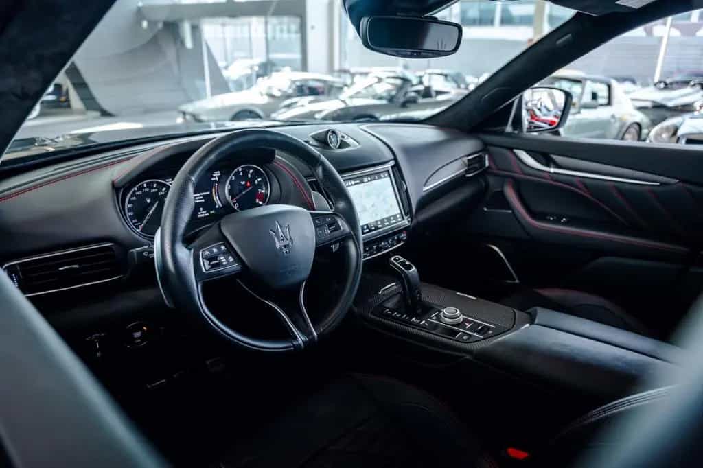Maserati Levante Trofeo*Unfallfrei*Carbon*Garantie* 05/2021-photo-32