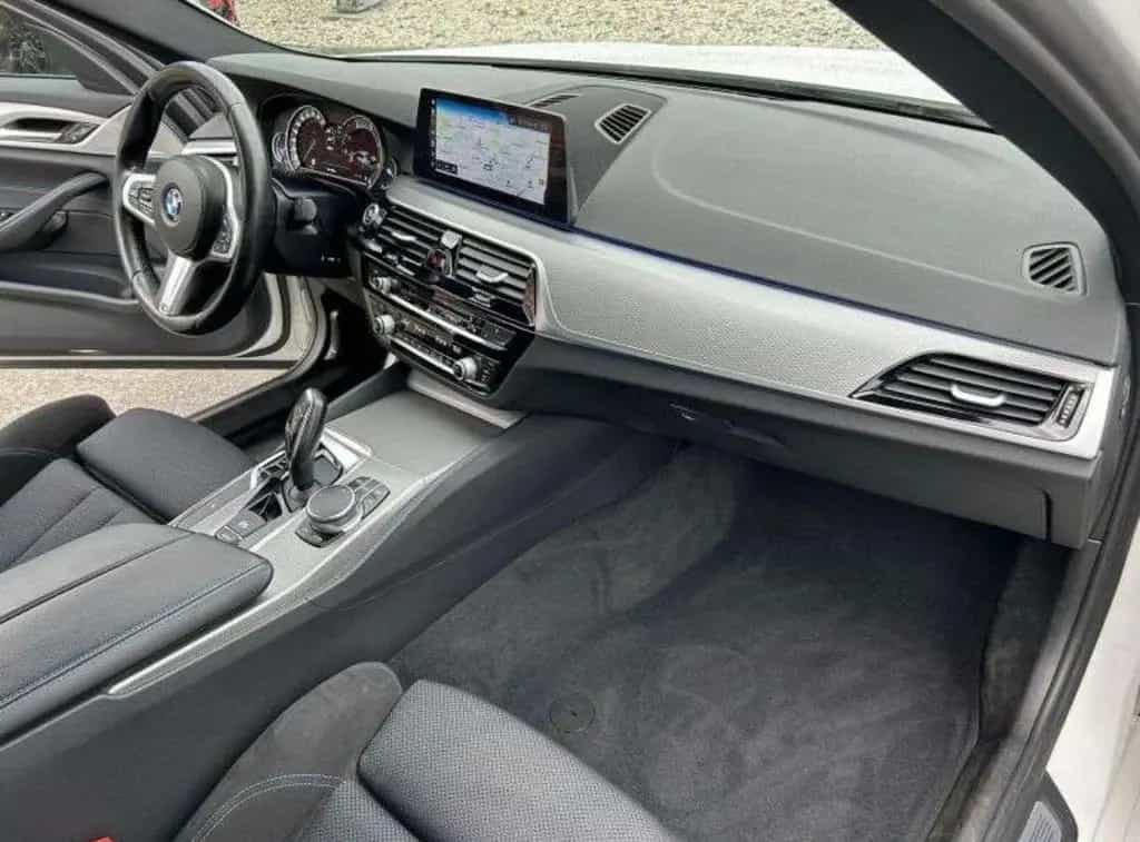 BMW 5 Series 520d |xDrive| M Sport FULL | TOP Zustand | 01/2018-photo-11