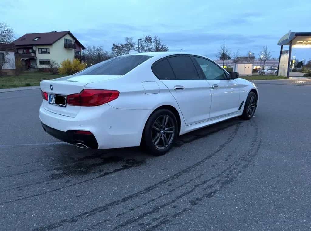 BMW 5 Series 520d |xDrive| M Sport FULL | TOP Zustand | 01/2018-photo-4