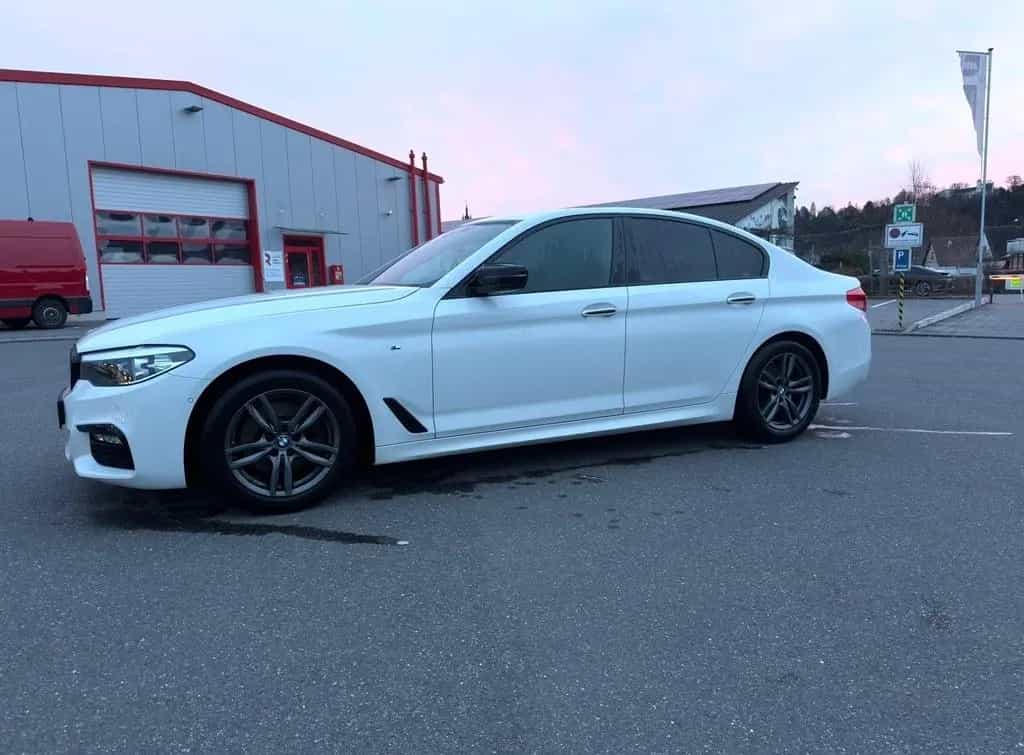 BMW 5 Series 520d |xDrive| M Sport FULL | TOP Zustand | 01/2018-photo-5