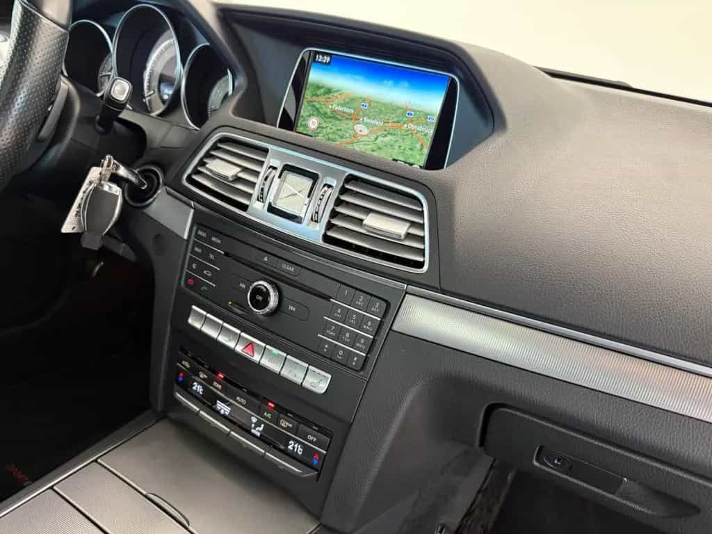 Mercedes-Benz E 320 Coupe AMG Line Sport Edition Panorama 07/2016-photo-38