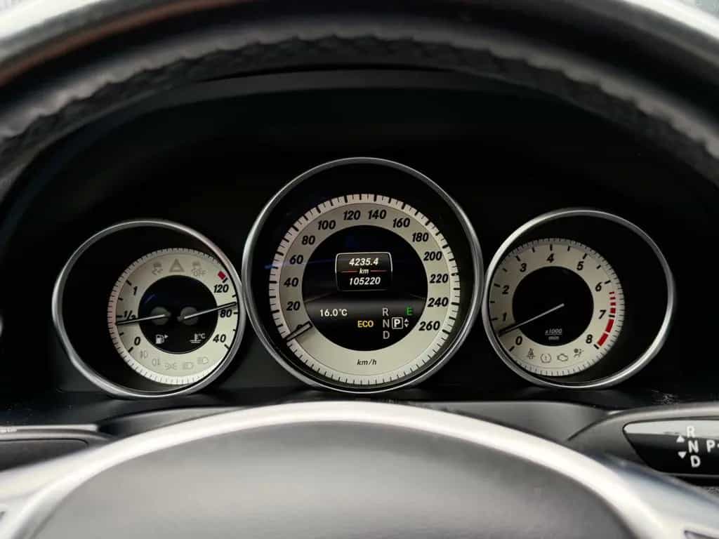 Mercedes-Benz E 320 Coupe AMG Line Sport Edition Panorama 07/2016-photo-44
