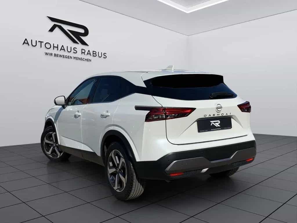 Nissan Qashqai 1.3 DIG-T 4x4 N-Connecta AT SHZ PDC 360° 08/2023-photo-4