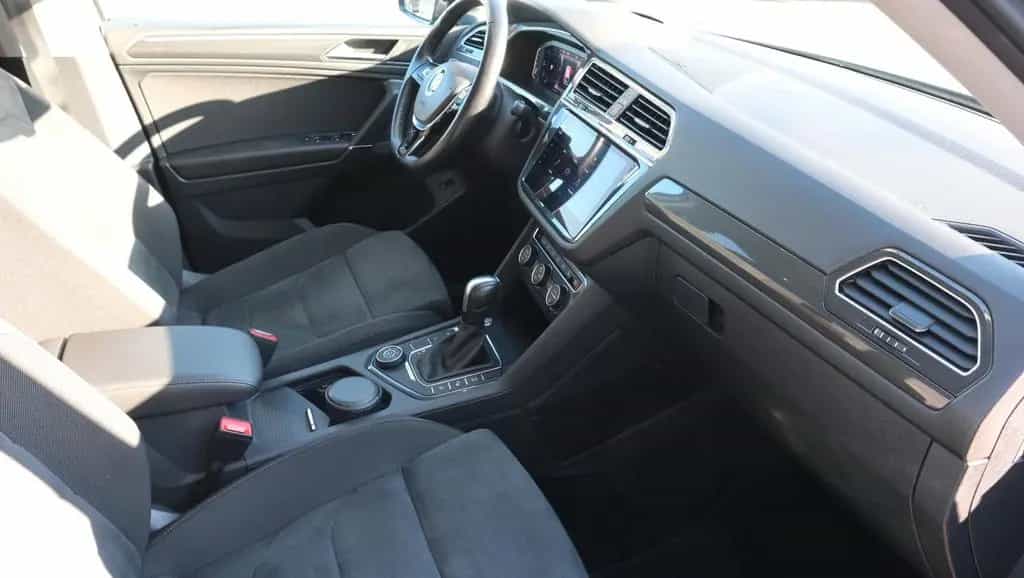 Volkswagen Tiguan Allspace Highline 4Motion AHK Standhz ACC 07/2020-photo-42