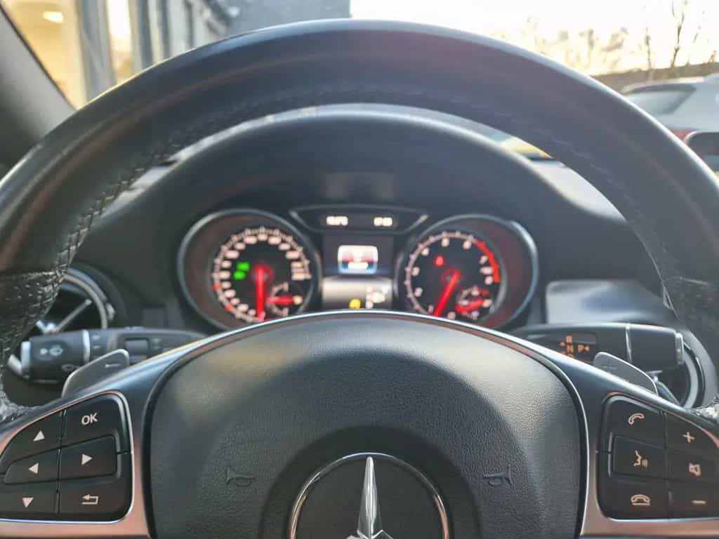 Mercedes-Benz CLA-Class 180 Shooting Brake AMG line +LED+KAMERA+ 01/2018-photo-16