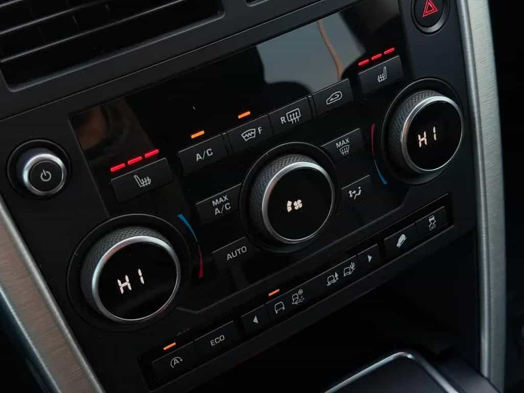 Land Rover Discovery Sport HSE 4WD/*Leder*Head-Up*Ahk 12/2016-photo-34