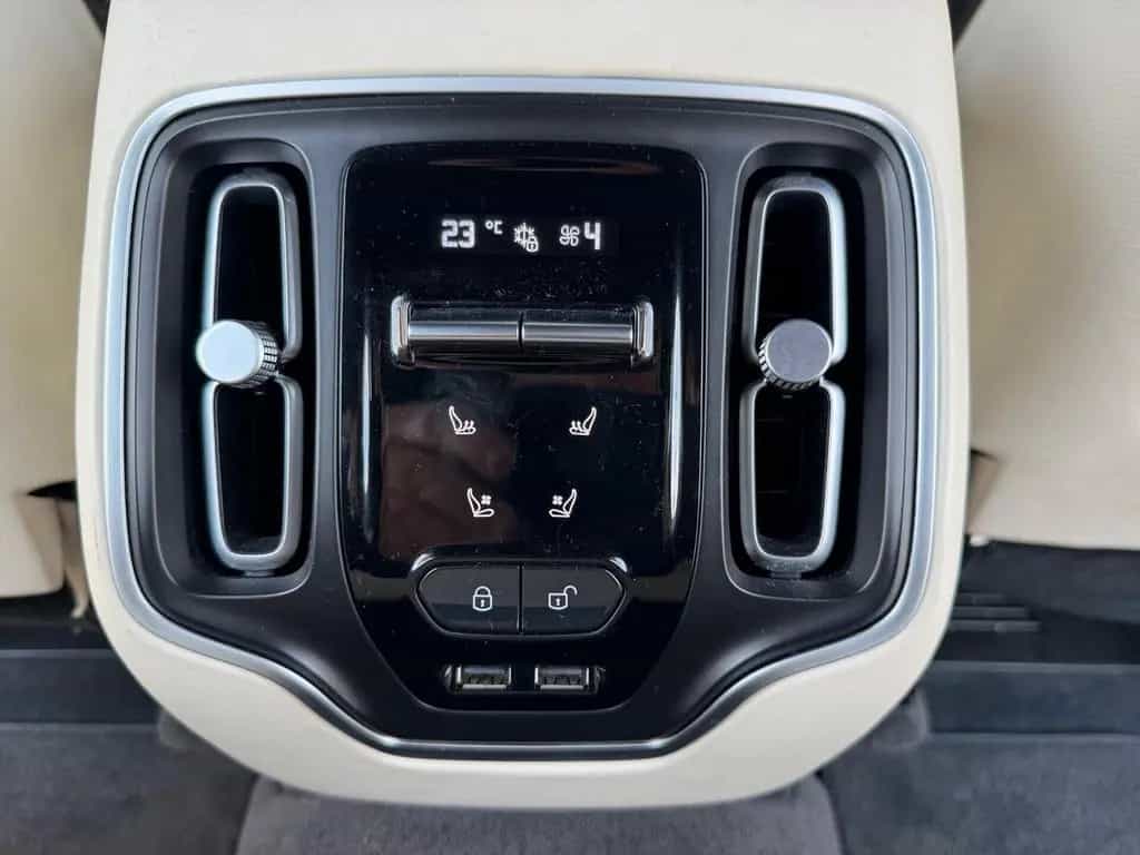 Aston Martin DBX /tetto/sed. vent. risc. volante 05/2020-photo-13