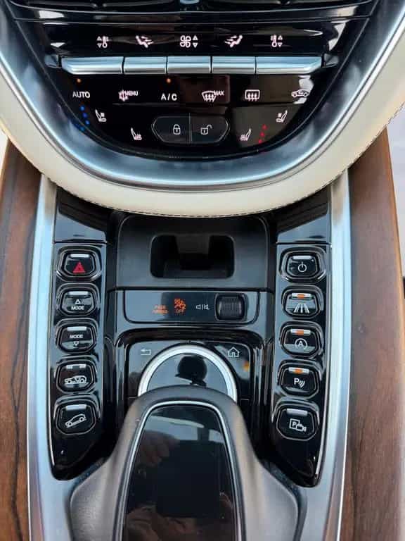 Aston Martin DBX /tetto/sed. vent. risc. volante 05/2020-photo-14