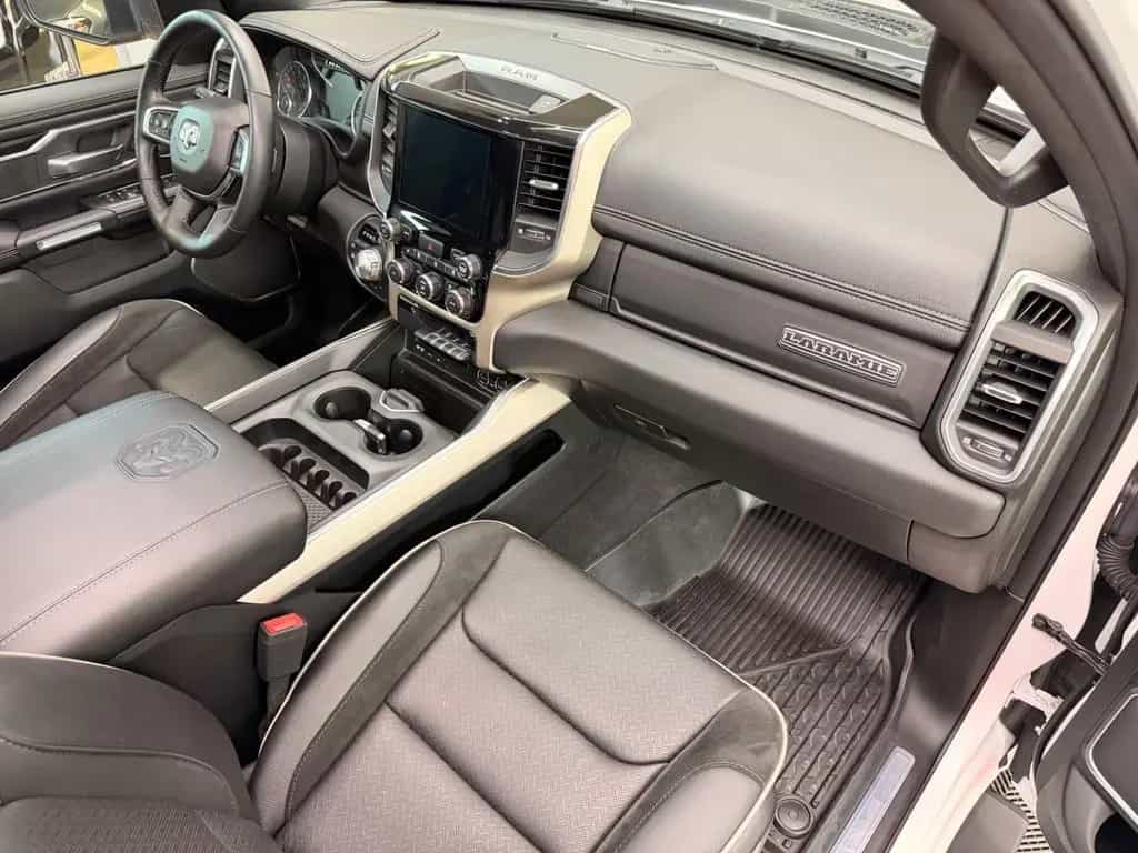 Dodge RAM 1500 5.7 HEMI 4X4 LARAMIE PANO LPG RAM-BOX 01/2020-photo-24