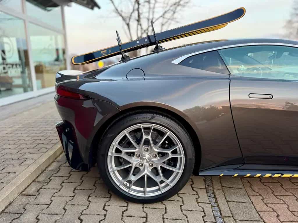 Aston Martin V8 Vantage 4.0 V8 Manual 007Edition 1 OF 100 04/2021-photo-10