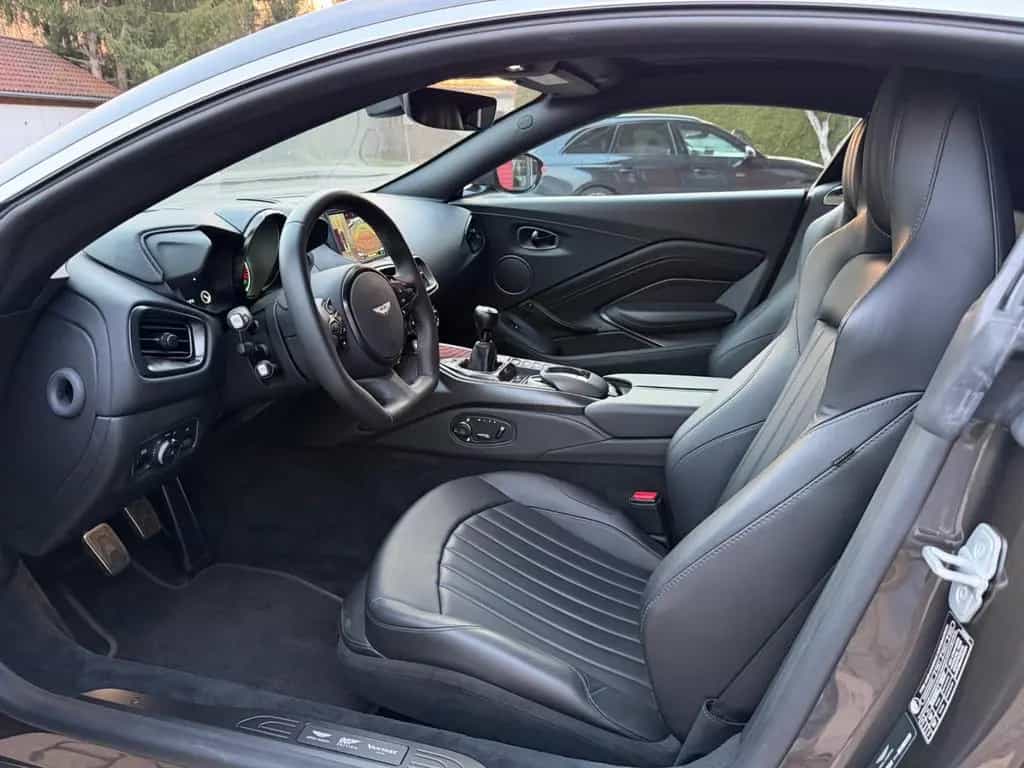 Aston Martin V8 Vantage 4.0 V8 Manual 007Edition 1 OF 100 04/2021-photo-17