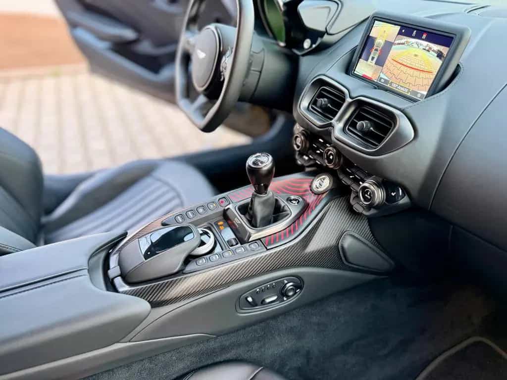 Aston Martin V8 Vantage 4.0 V8 Manual 007Edition 1 OF 100 04/2021-photo-21