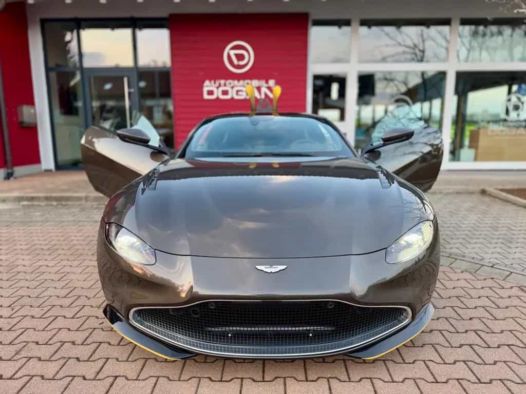 Aston Martin V8 Vantage 4.0 V8 Manual 007Edition 1 OF 100 04/2021-photo-1