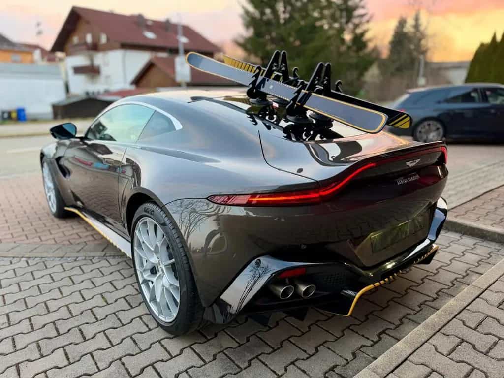 Aston Martin V8 Vantage 4.0 V8 Manual 007Edition 1 OF 100 04/2021-photo-6