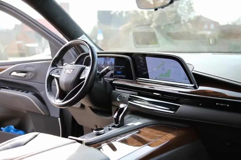 Cadillac Escalade Sport Platinum 4WD SuperCruise 17.447km 10/2022-photo-16
