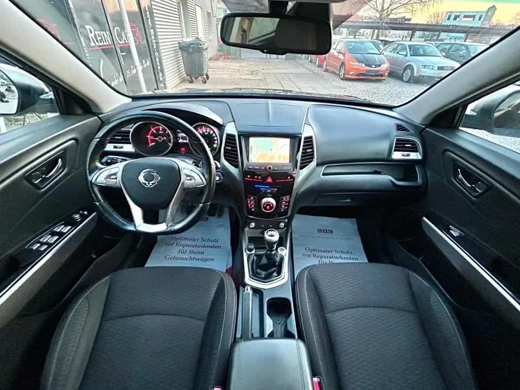 Ssangyong Tivoli 1.6 e-XDi 160/I.HD/KAMERA/NAV/LHZ/SHZ/MFL 02/2018-photo-12