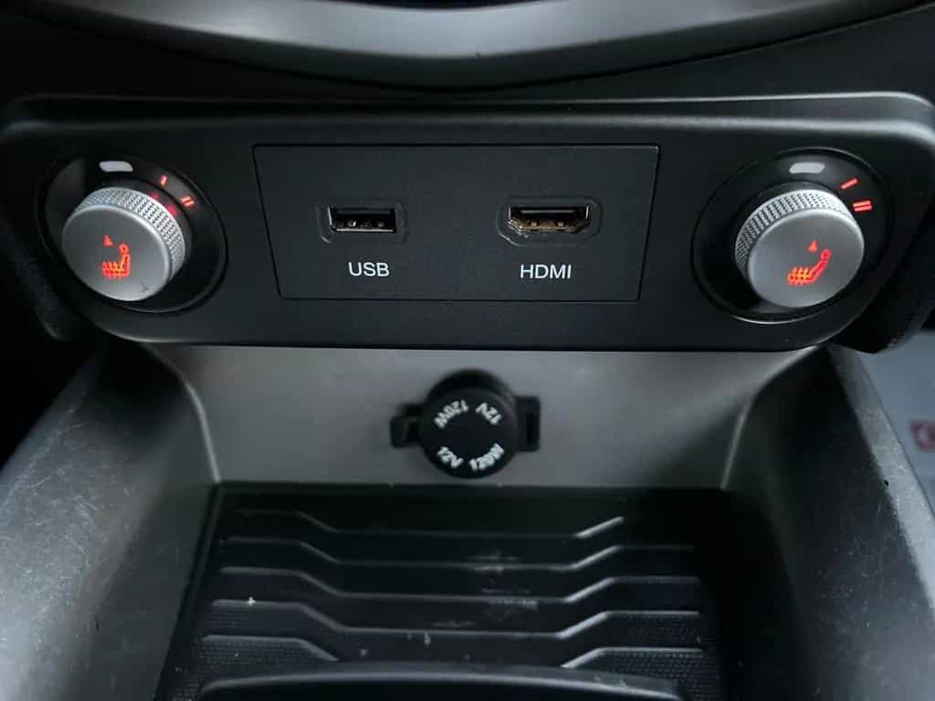 Ssangyong Tivoli 1.6 e-XDi 160/I.HD/KAMERA/NAV/LHZ/SHZ/MFL 02/2018-photo-22