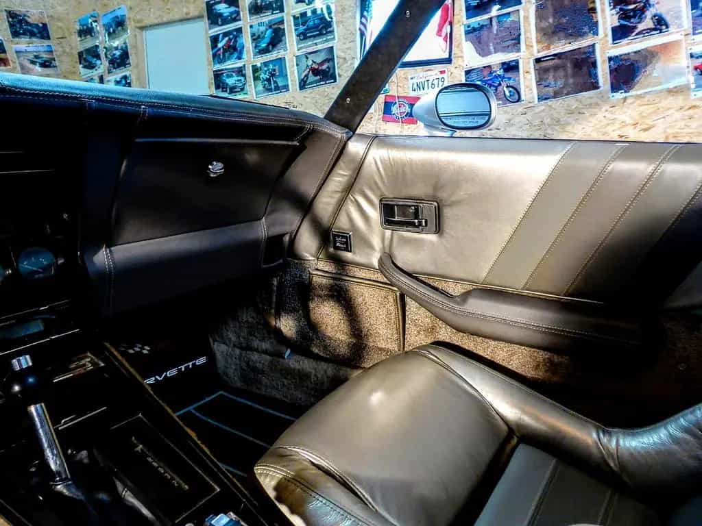Corvette C3 07/1982-photo-12