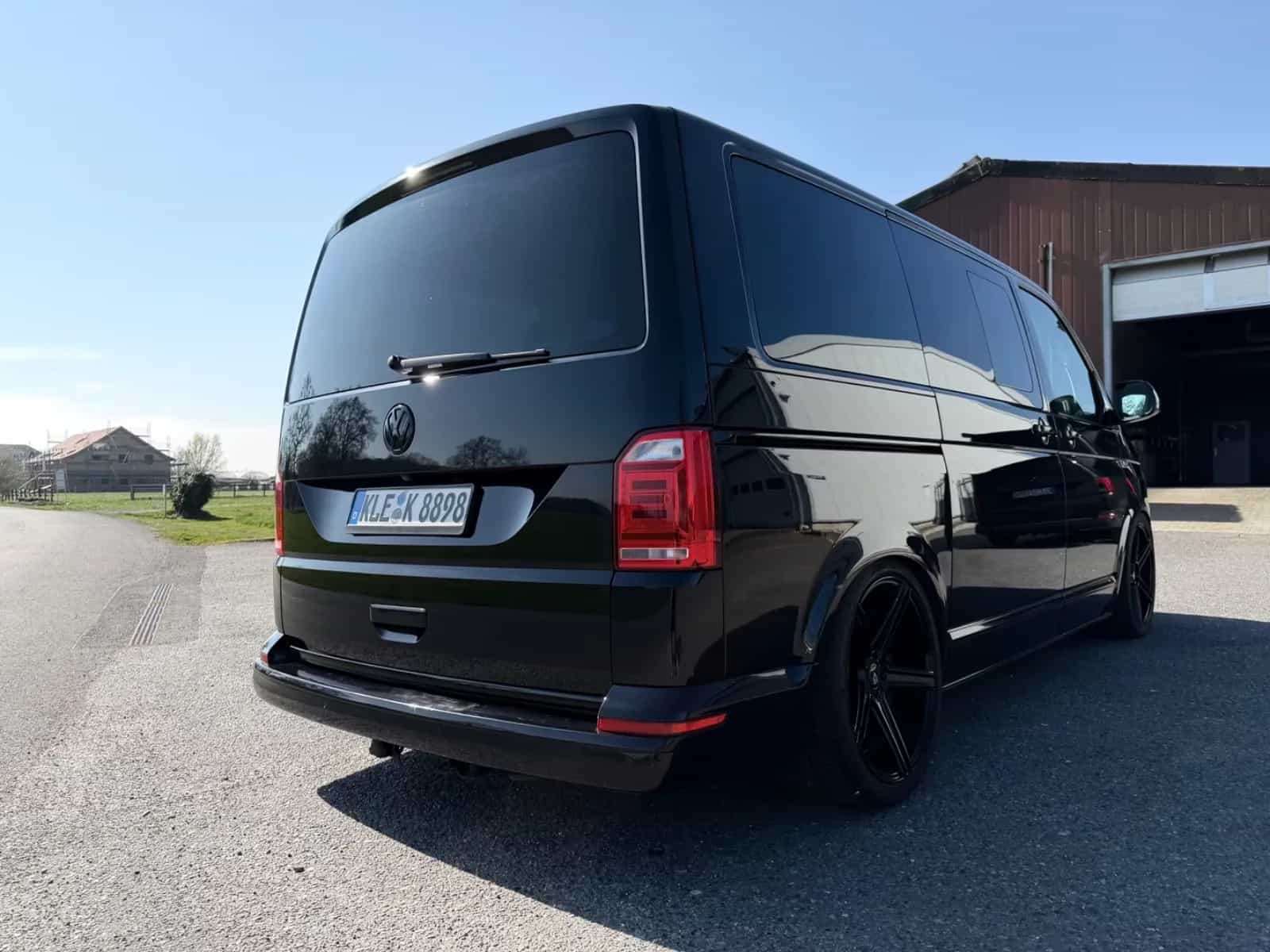 Volkswagen Transporter Multivan 04/2017-photo-4