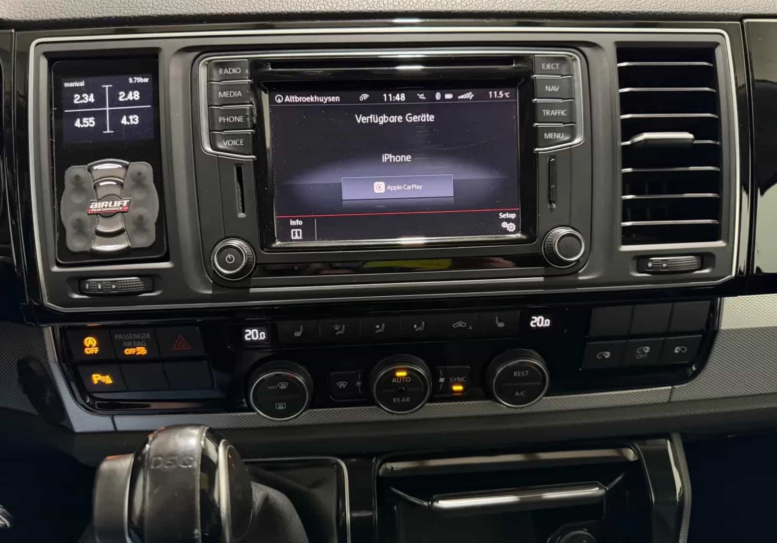 Volkswagen Transporter Multivan 04/2017-photo-8