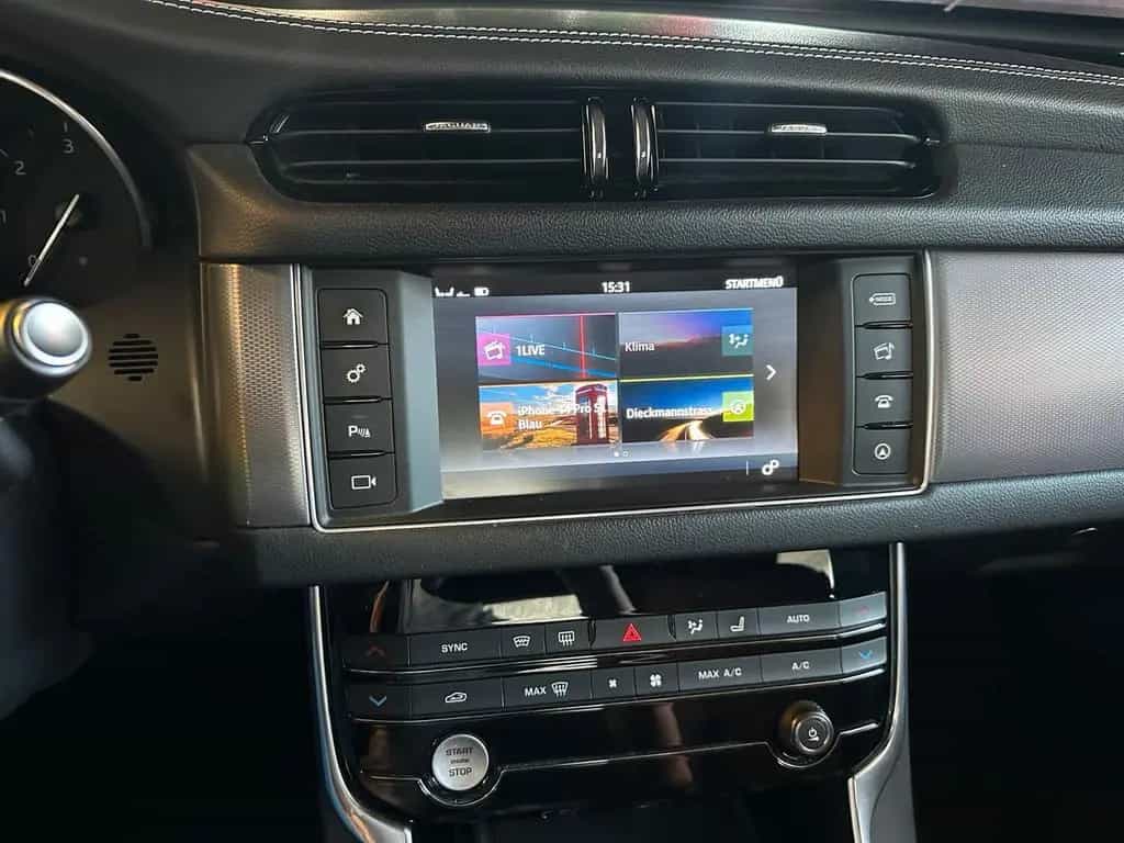 Jaguar XF 30d R-Sport 300 PS 08/2017-photo-13