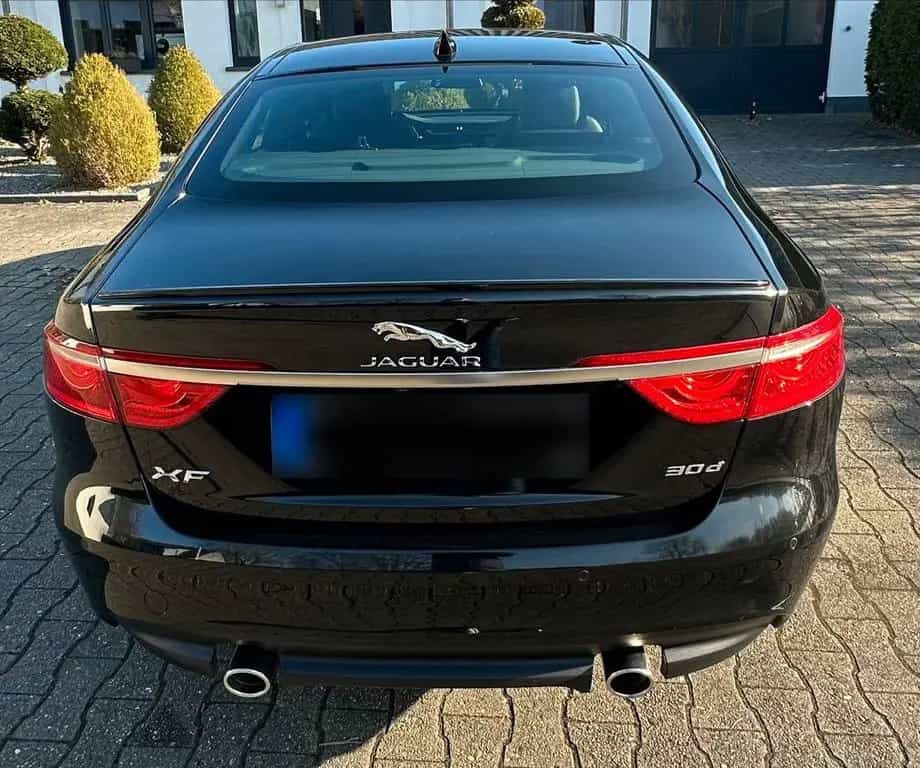 Jaguar XF 30d R-Sport 300 PS 08/2017-photo-6