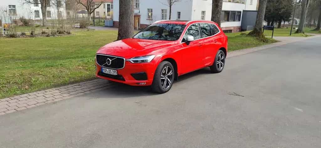 Volvo XC60 T6 AWD R Design Geartronic R Design 10/2018-photo-2