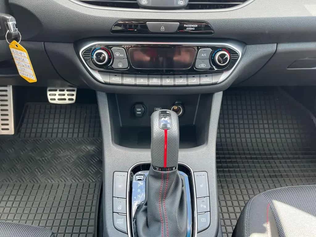 Hyundai i30 cw Prime Mild-Hybrid LED Navi AHK ACC 07/2023-photo-6