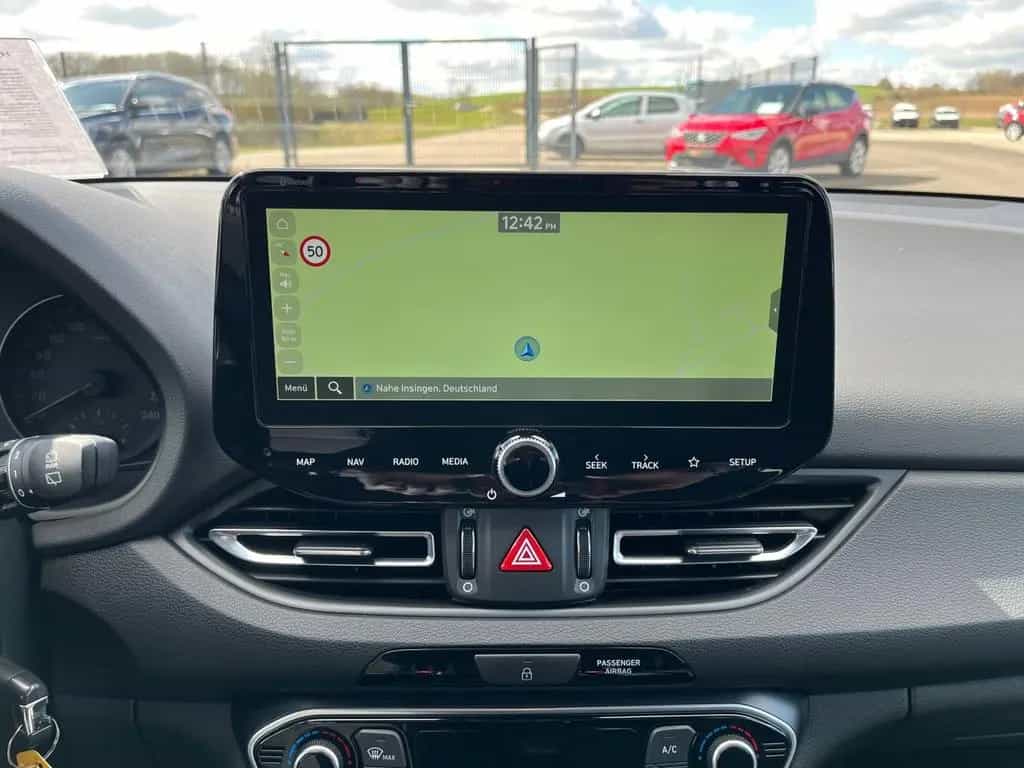 Hyundai i30 cw Prime Mild-Hybrid LED Navi AHK ACC 07/2023-photo-7