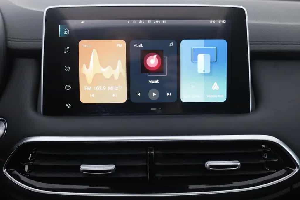 MG HS 1.5 T-GDI Luxury Aut. LED ACC Navi 360° Pano 03/2024-photo-10