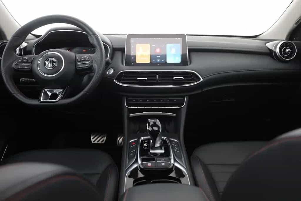 MG HS 1.5 T-GDI Luxury Aut. LED ACC Navi 360° Pano 03/2024-photo-8