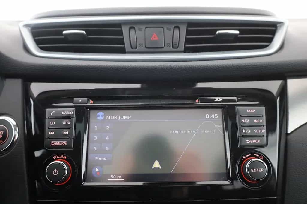 Nissan Qashqai 1.6 DIG-T N-Connecta Pano LED Navi 360° 05/2018-photo-10